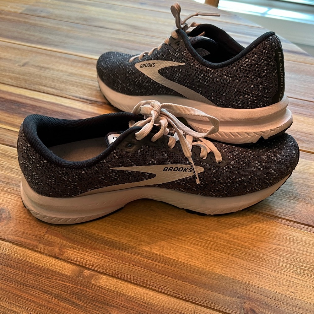 Brooks Launch 7 Women's Running Sneaker